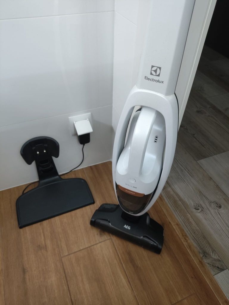 Odkurzacz Electrolux ES52CB18SH Clean 500 Well 45min