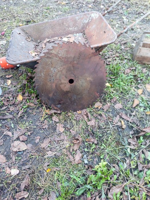 Металевий   диск по дереву1200грн