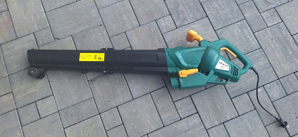 Dmuchawa - odkurzacz ogrodowy