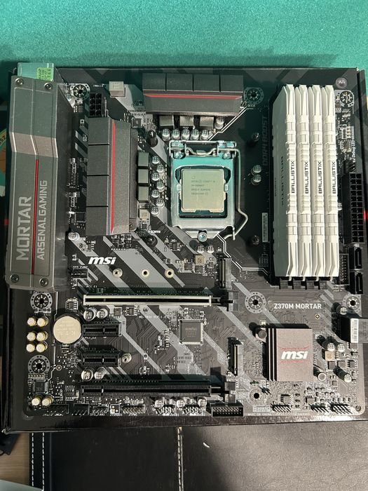 Intel i9900kf, MSI Z370M matx, DDR4 32GB 3600, wifi+bt intel ax210