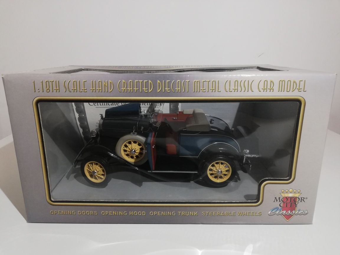 Ford Model A Tudor 1931 1:18 Motor City