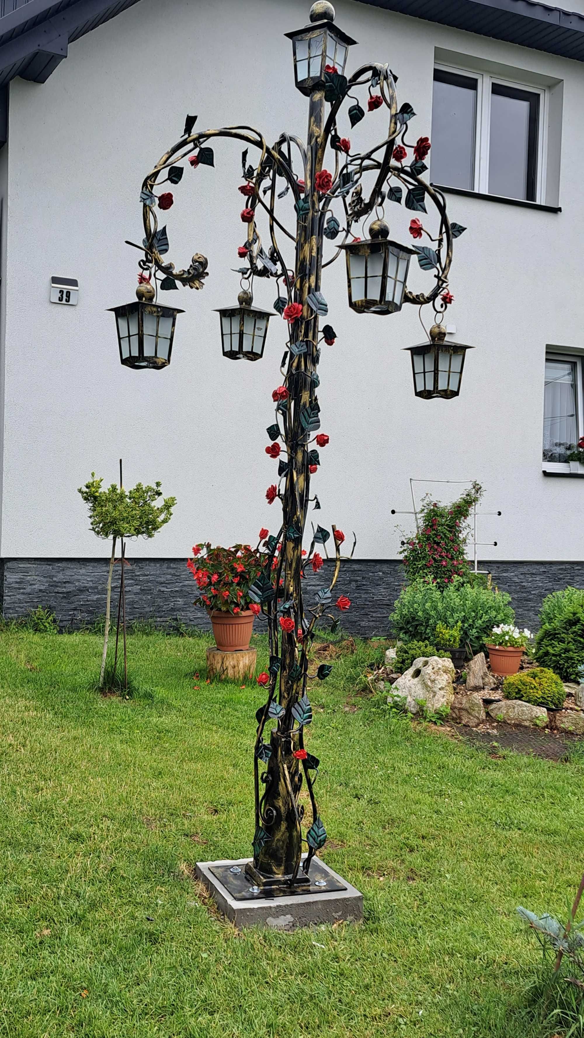 Lampy ogrodowe  cynkowane