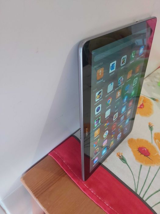 Tablet Huawei em bom estado