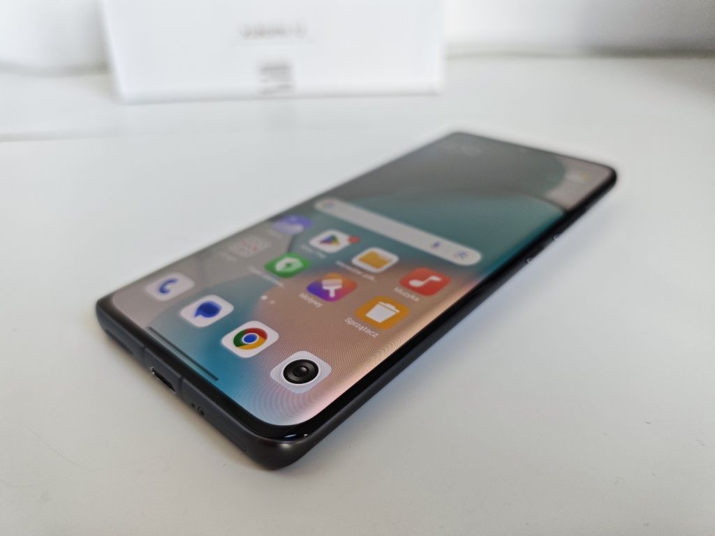 Smartphone, smartfon Xiaomi 12 - szary, 8GB/256GB, nowa bateria