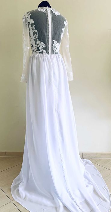Suknia ślubna #21 koronka długi rękaw cielista rozmiar 36 S