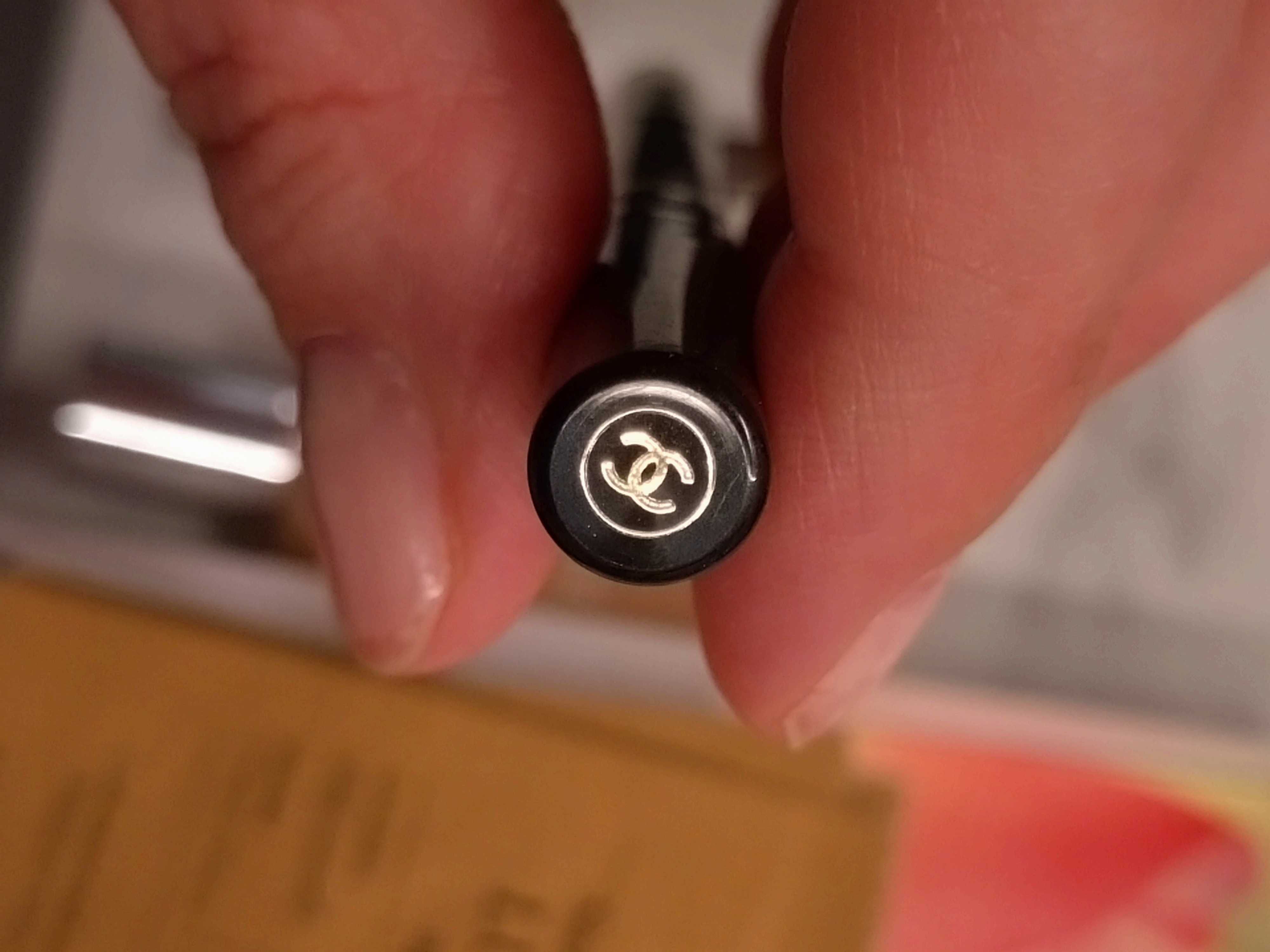 Eyeliner Chanel i rrszta