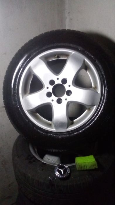 Терміново Смішна ціна Продам диски з колесами 225 60 16 зимні
