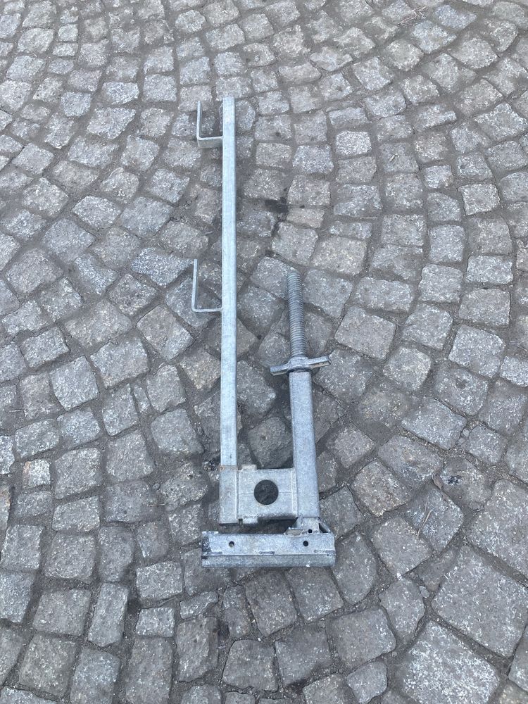 Słupki, poręcze BHP Hunnebeck