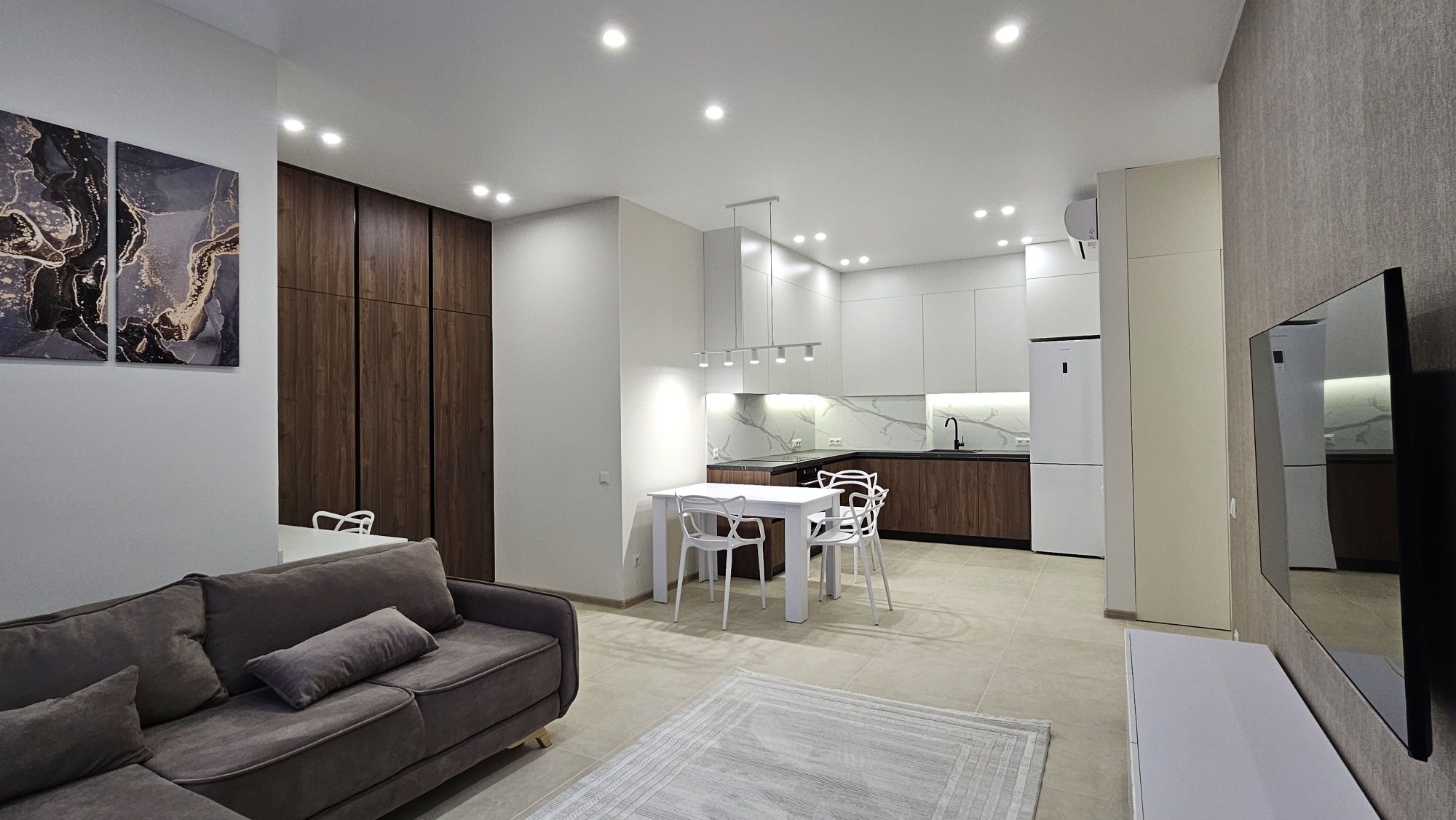 Оренда 2к квартири, Greenville, Лук‘янівка. ГЕНЕРАТОР