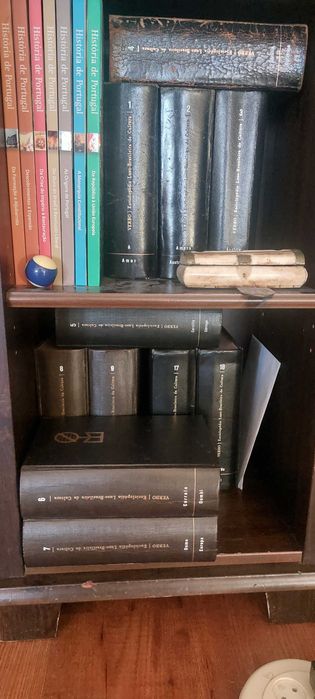 Enciclopédia Luso Brasileira - Verbo