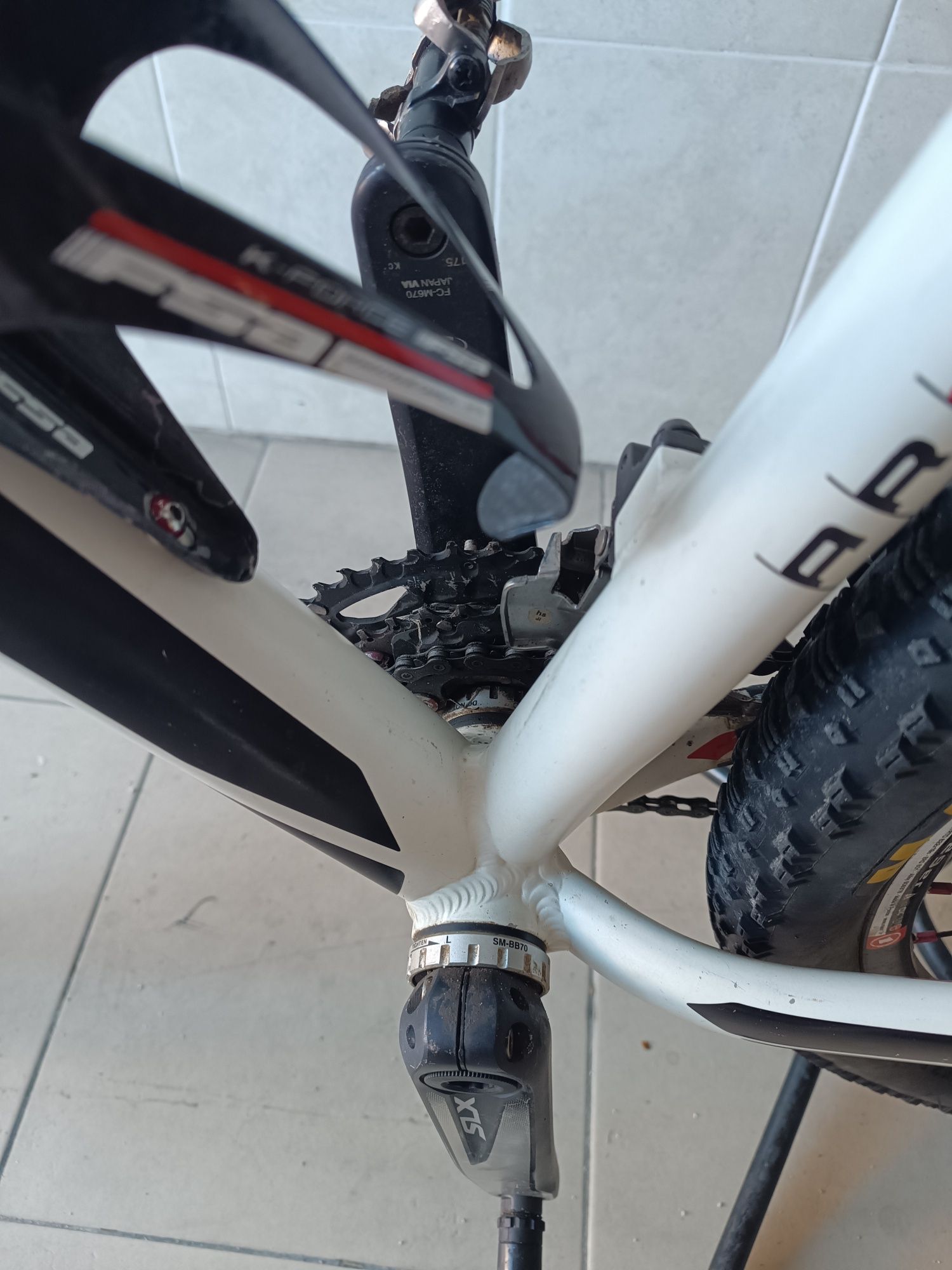 Bicicleta BTT Cube roda 29