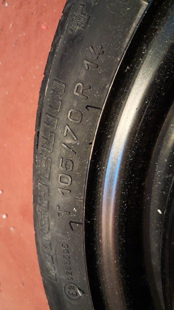 Pneu suplente jante roda Michelin 105/70 R14 R15