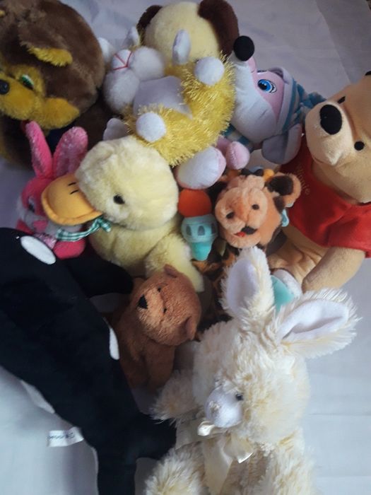 Іграшки дитячі мягкі.