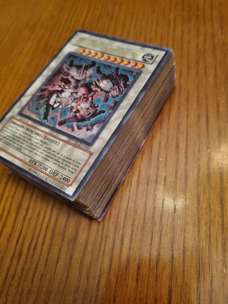 Lote de cartas yu-gi-oh