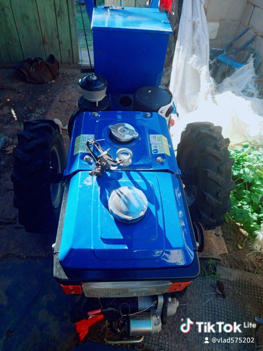 Продаєця кентавр