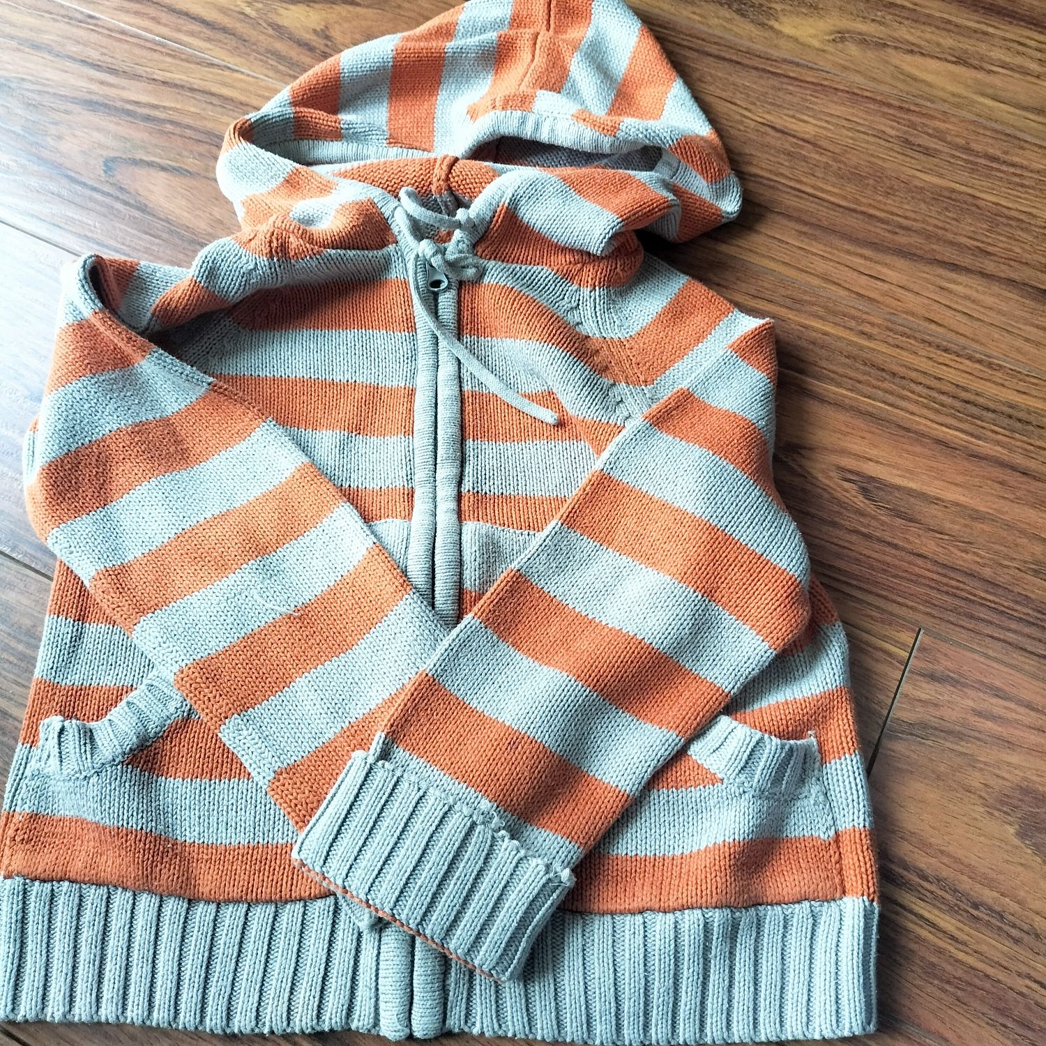 Sweter dziecięcy Reserved 116
