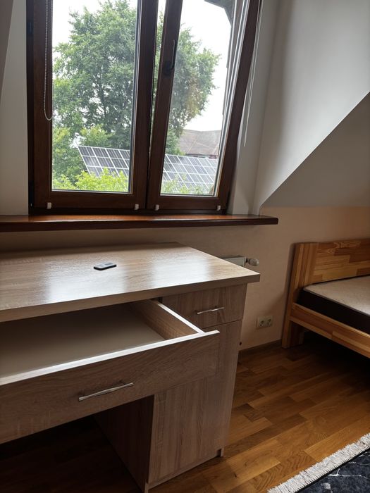 Меблі в кімнату для підлітка