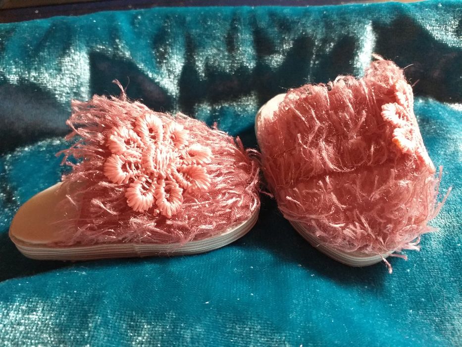 Обувь для кукол, Распродажа