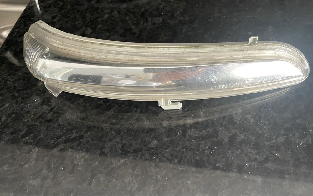 Pisca retrovisor Peugeot 208