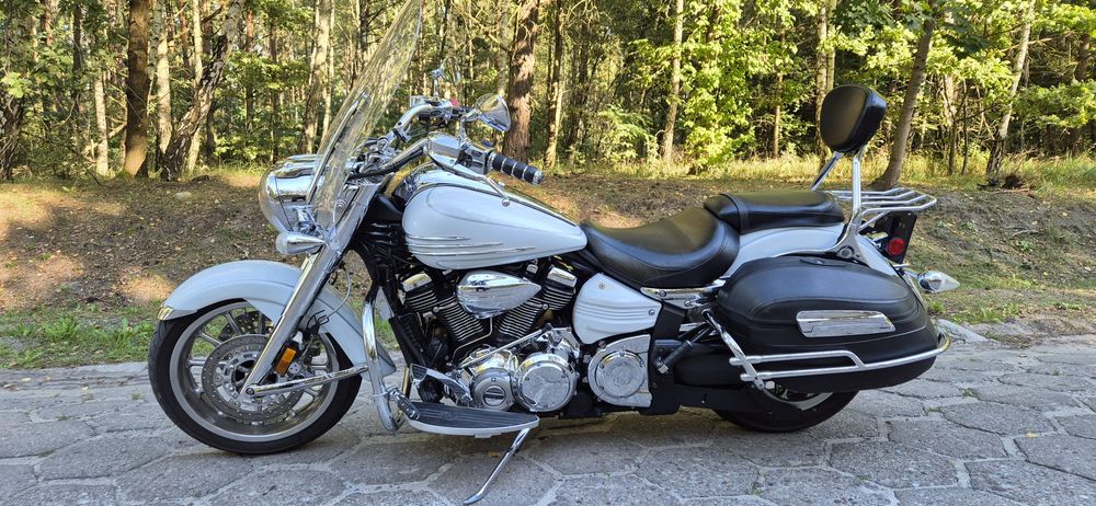 Yamaha XV1900 Roadliner Stratoliner