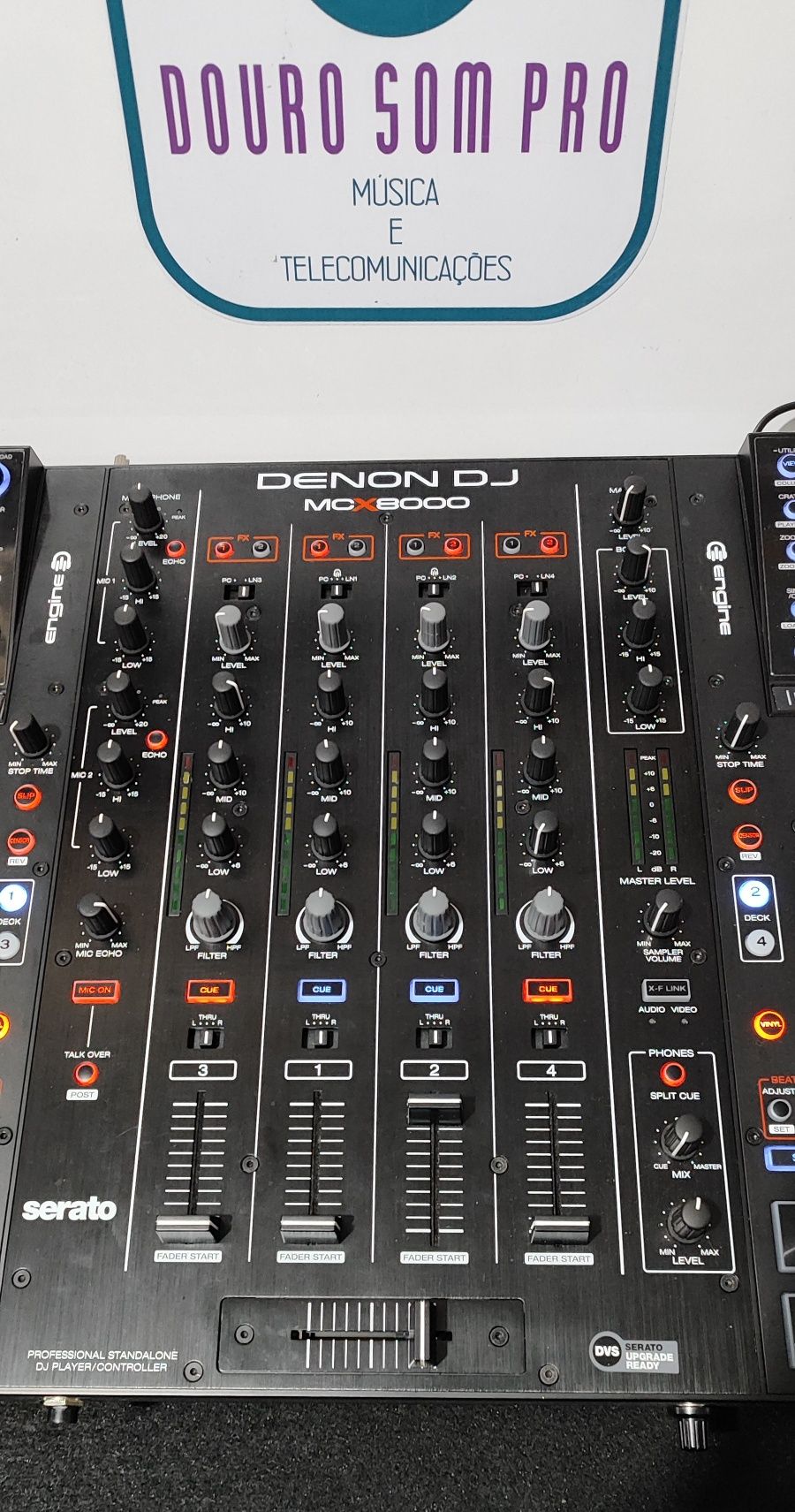 Denon MCX8000 com case novo