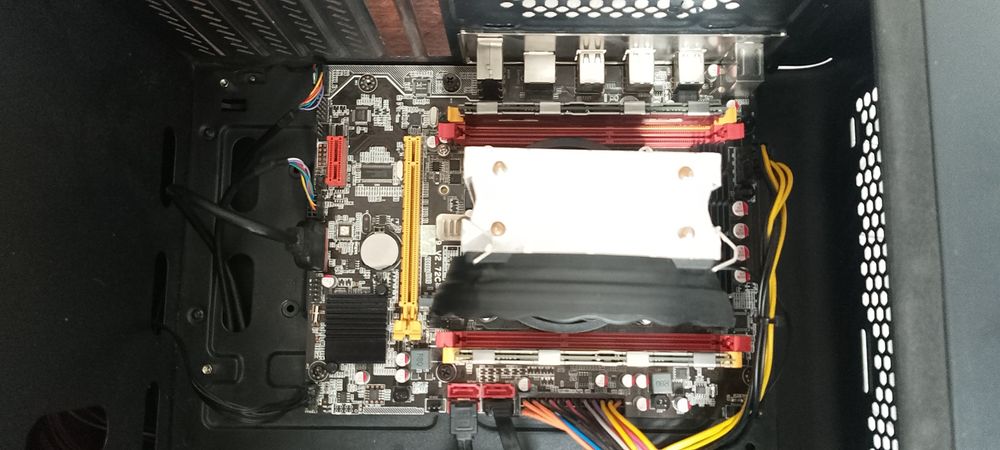 Продам  неплохой бюджетный пк