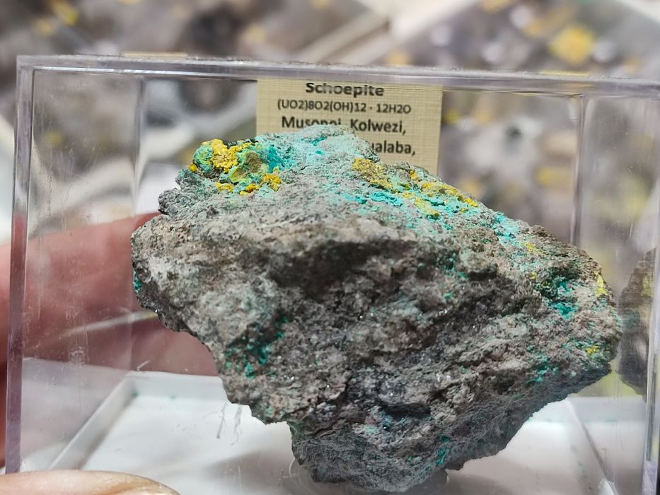 Minerały do kolekcji uranowe schoepit