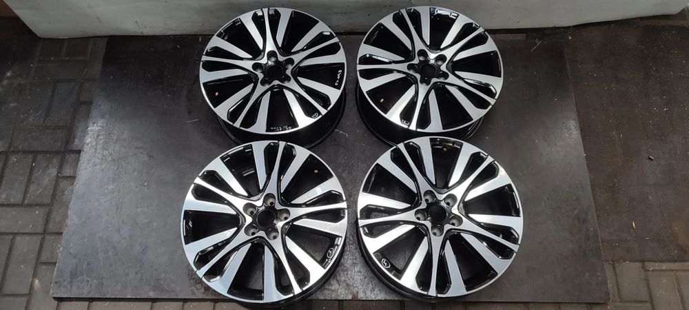FELGI ALUMINIOWE 5x114.3 7Jx18 CALI ET35 RENAULT ESPACE TALLSMAN CAPTUR ARKANA LAGUNA MEGANE 4 SZTUKI KOMPLET