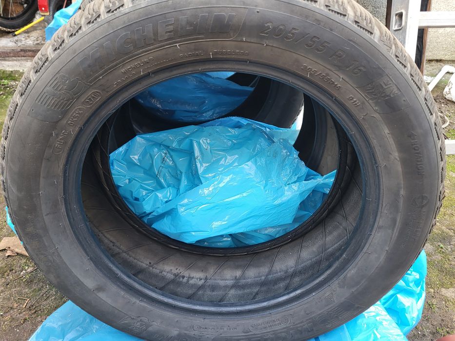 Opony  4 szt michelin  alpine 6  roz 205/55/16