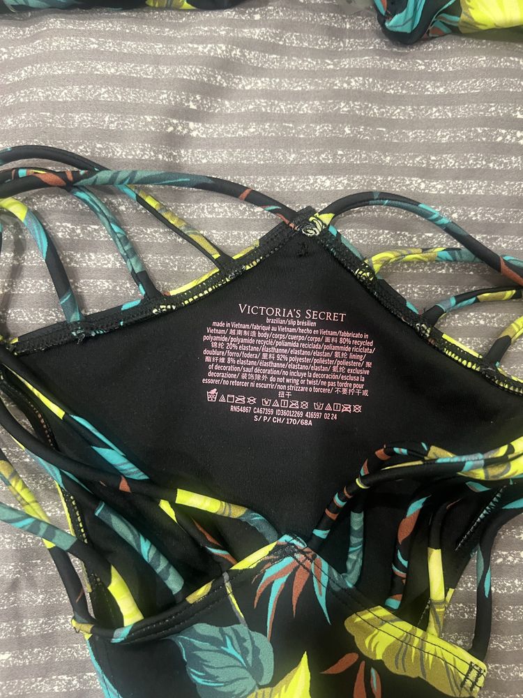 Купальник Victoria secret