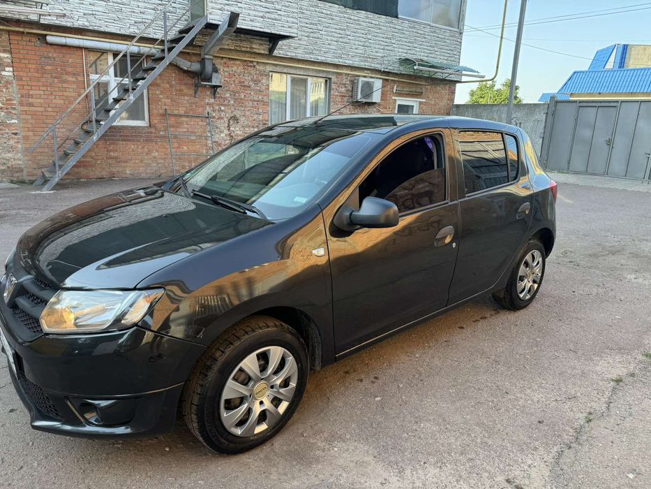 DACIA    Sandero