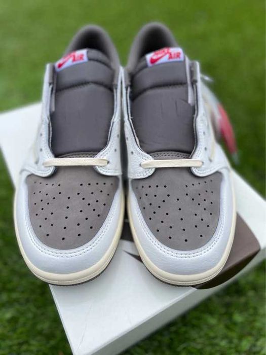 Buty meskie Mokasyny Jordan_1_Retro_Low_OG_SP_Travis_Scott_Mocha r.41