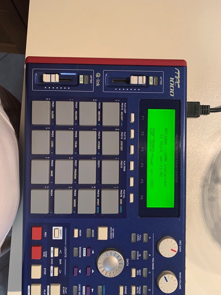 Akai mpc 1000 azul jjos2xl +hd interno+ ram maxima