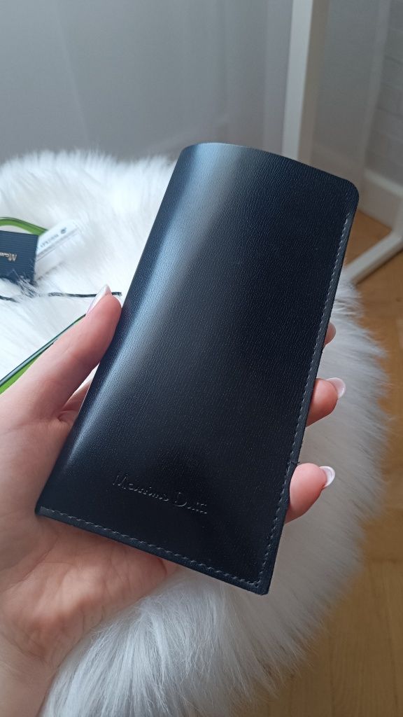Przeciwsłoneczne okulary Massimo Dutti + etui