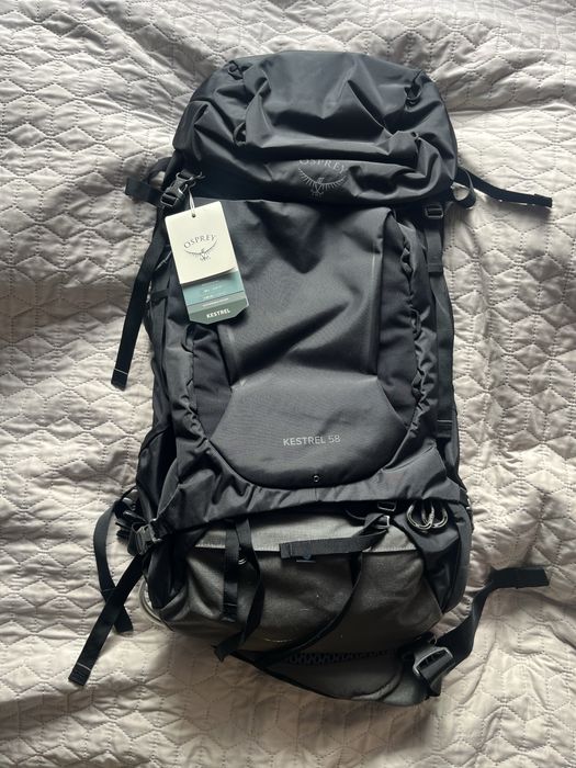 Plecak turystyczny Osprey Kestrel 58 L/XL – czarny, nowy