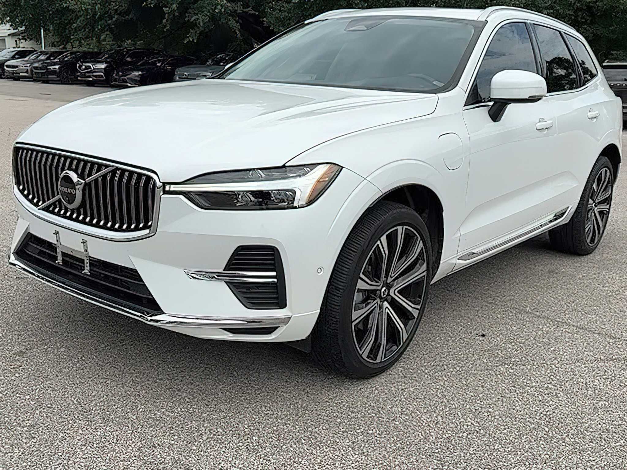 Volvo XC60 Recharge Ultimate T8 2023