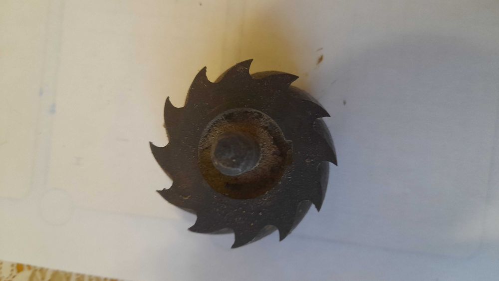 Продам фрези по дереву