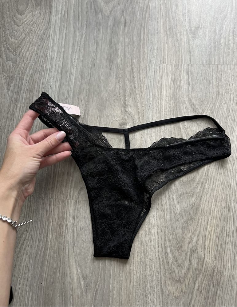 Victoria’s Secret трусики стрінги з камінцями, оригінал!