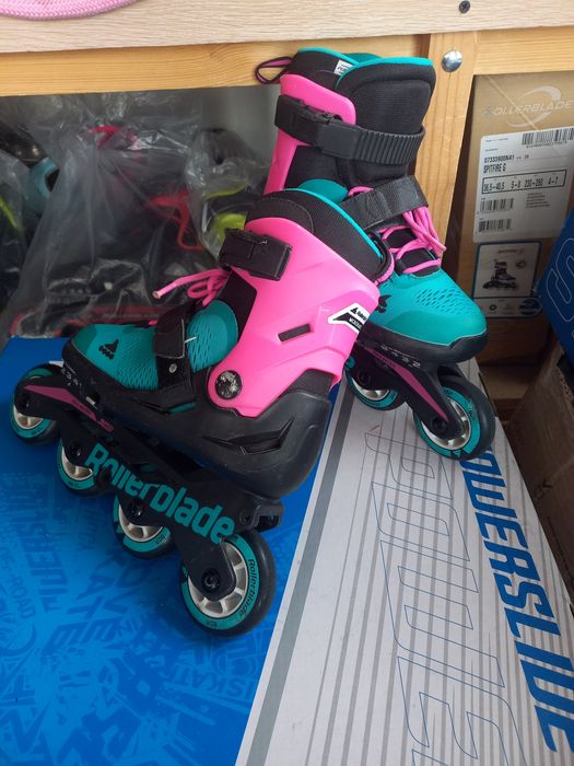 Rollerblade ролики разных цветов и размеров