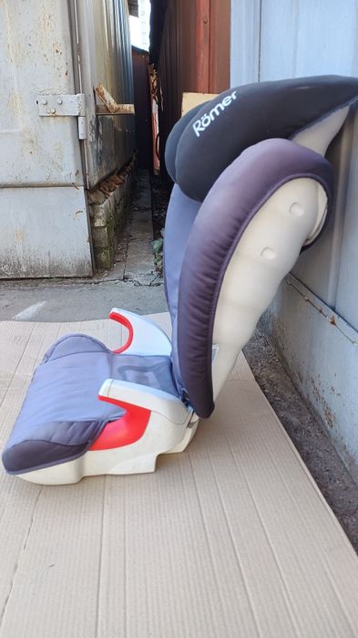 Продам автокрісло.