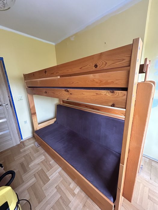 Łóżko piętrowe drewniane