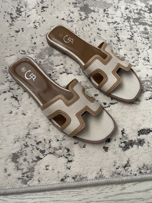 Продам Повністю Нові жіночі шльопанці р.40- 41