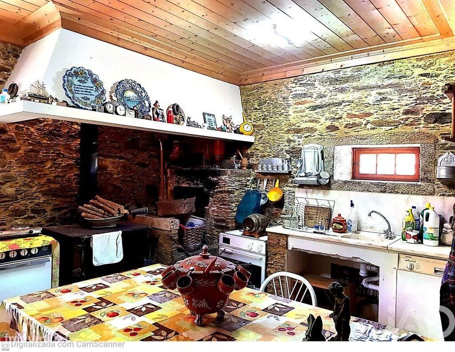 Casa / Villa T5 em Venade e Azevedo de 264,00 m2