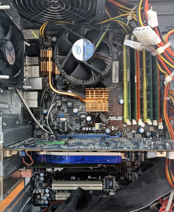 Компютер Brain - Core2 Duo, 4Gb RAM, 250Gb, Radeon HD3870 + монітор LG