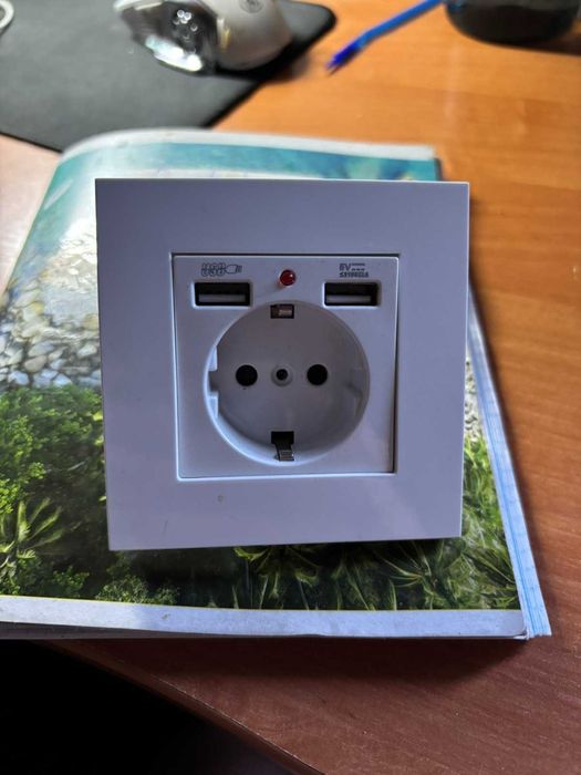 Юсб розетка 2 порта usb