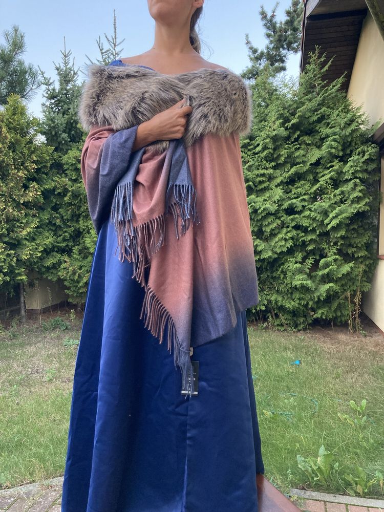 Nowy szal damski z futrem, bardzo miękki w dotyku