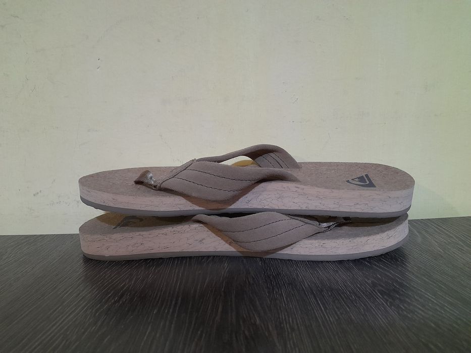 Коркові шкіряні сандалі в'єтнамки шльопанці Quiksilver