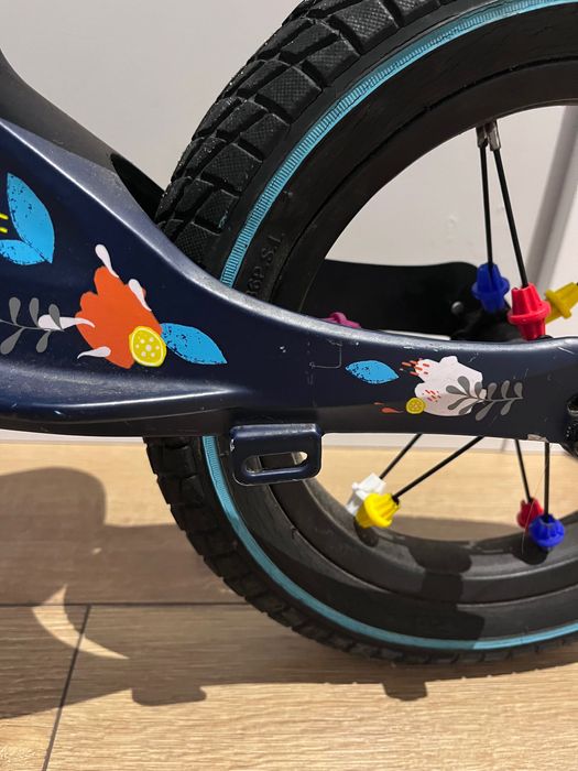 Rowerek biegowy dla dziewczynki