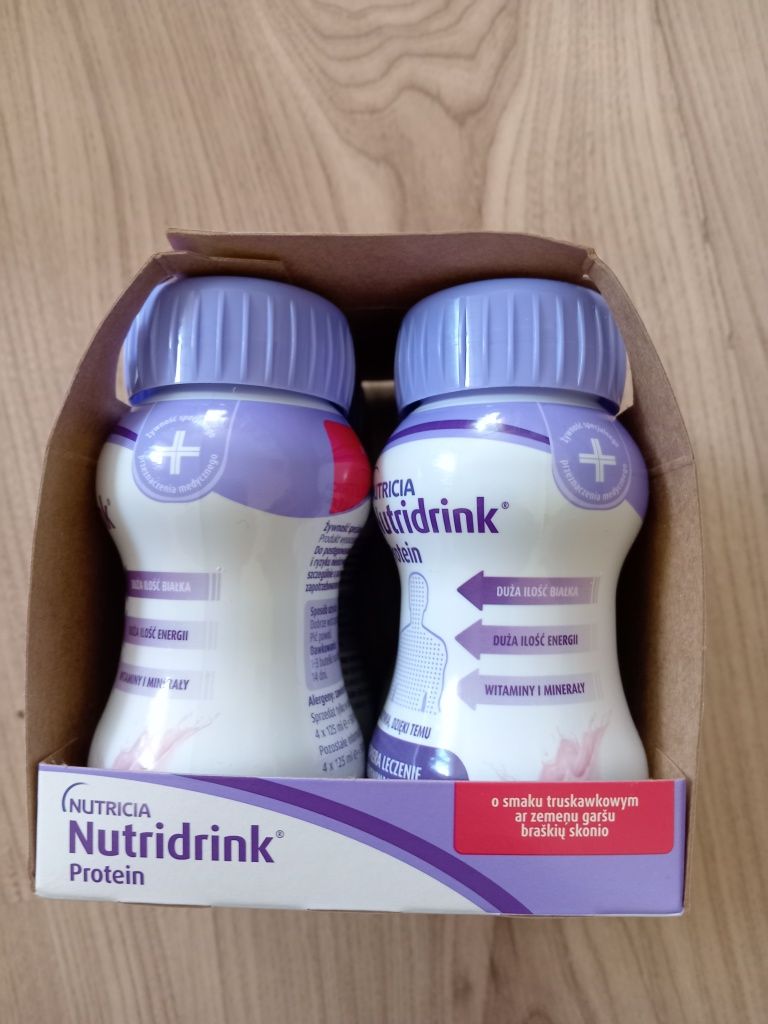 Nutridrink Nutricia Protein o smaku truskawkowym (4sztuki)