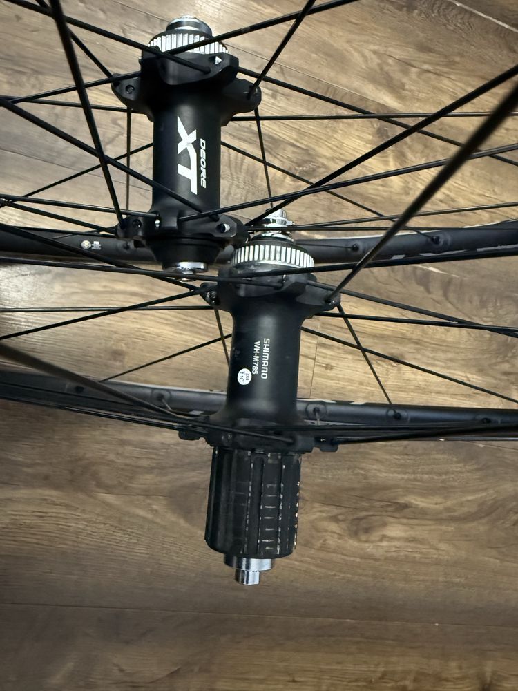 Koła 27,5” Shimano Deore XT QR 11s 12s centerlock tubeless UST 584x19C